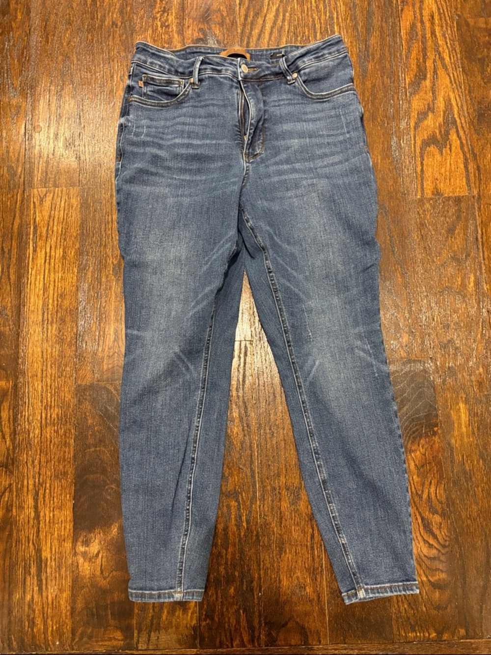 Judy Blue Classic Mid-Blue Skinny Jeans
